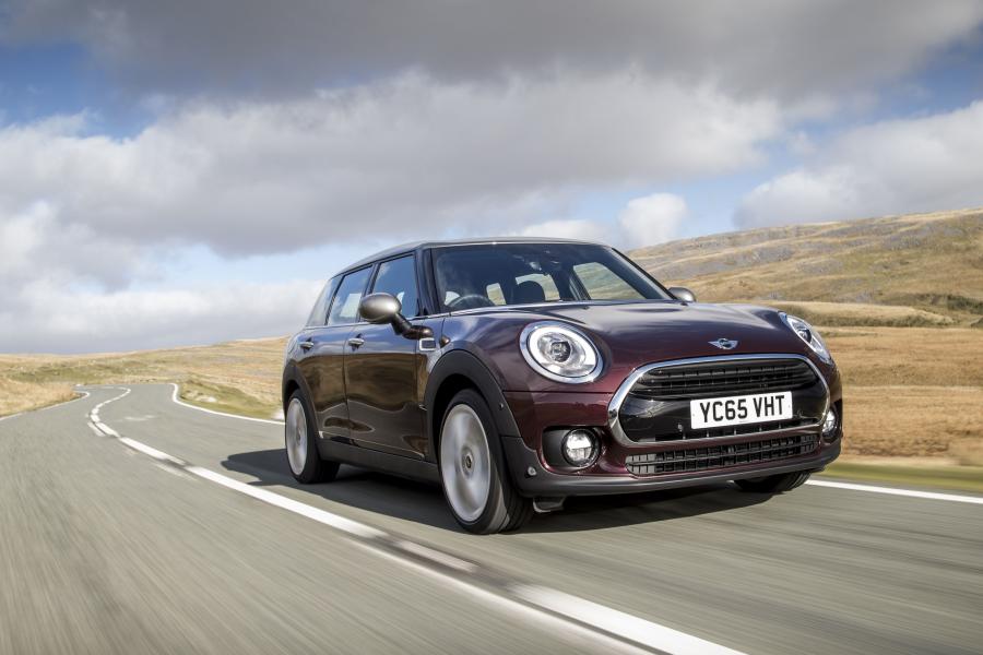  Mini Cooper D Clubman 2015 года  (UK) (фото 5 из 127)